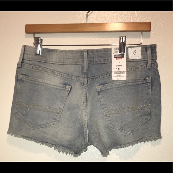 NWT Levi’s Denizen Shortie Jean Cutoff Shorts - Picture 2 of 9